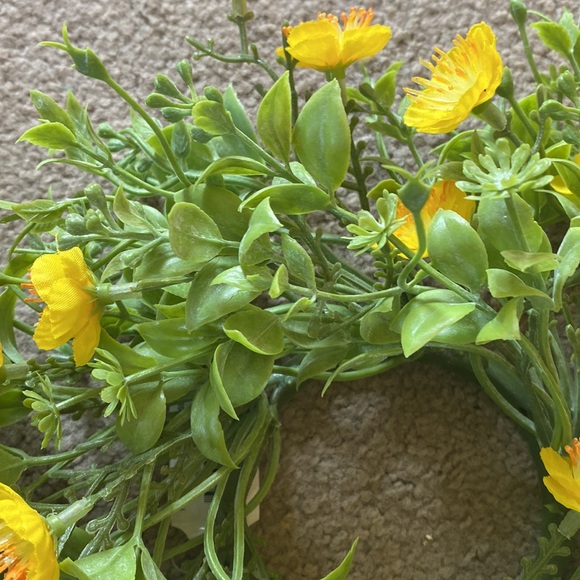 3 inches Evening Primrose Candle Ring Yellow - Picture 3 of 6